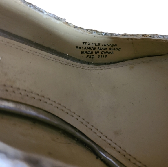 Enzo Angiolini Maiven silver Peep Toe Pump size 6.5 embellished - Picture 8 of 11